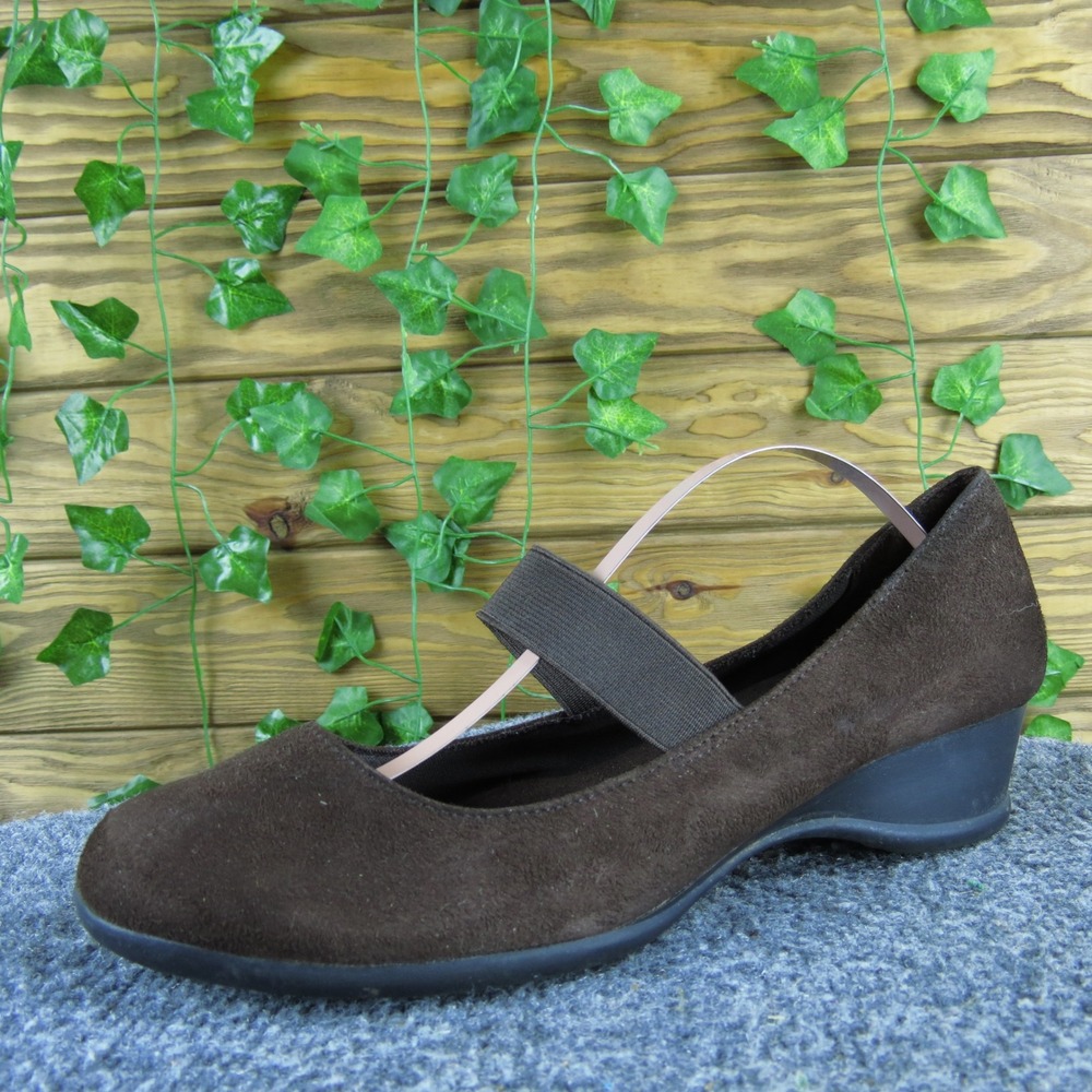Comfort Plus Women 7.5 Brown Fabric Mary Jane Wedge Slip-On Lightweight